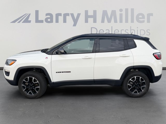 Used 2020 Jeep Compass Trailhawk AWD/4WD image 2