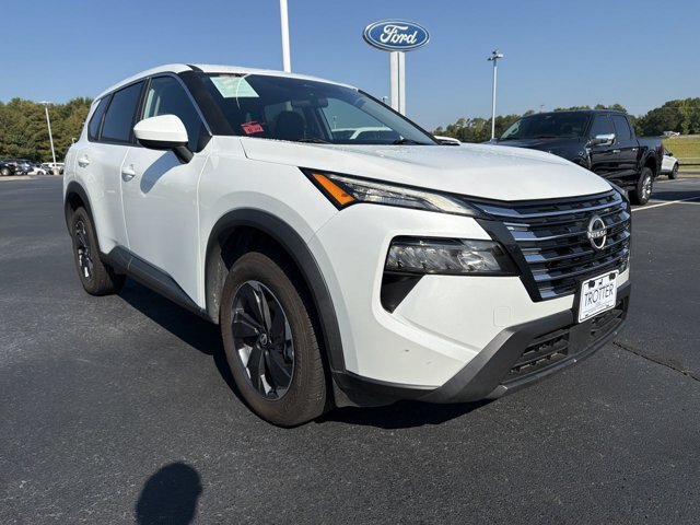 Used 2025 Nissan Rogue SV FWD image 26