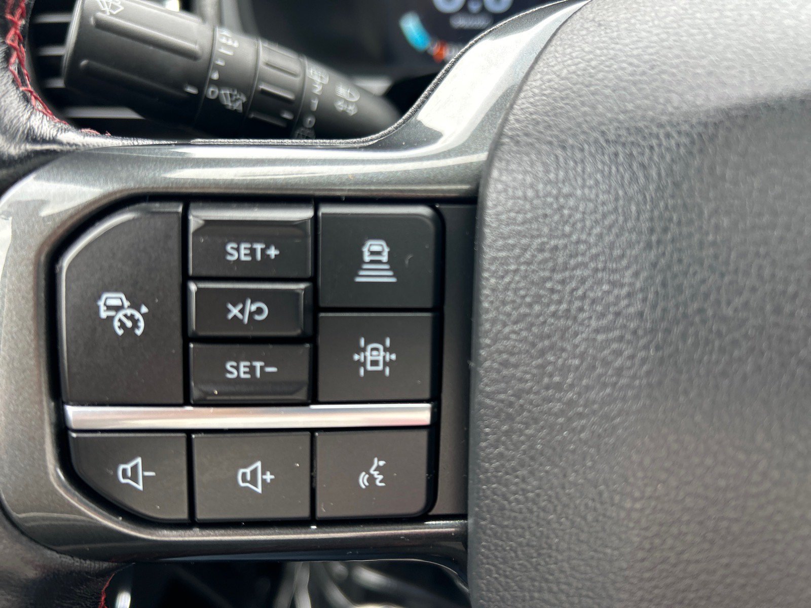 Certified 2022 Ford Expedition Limited AWD/4WD image 28