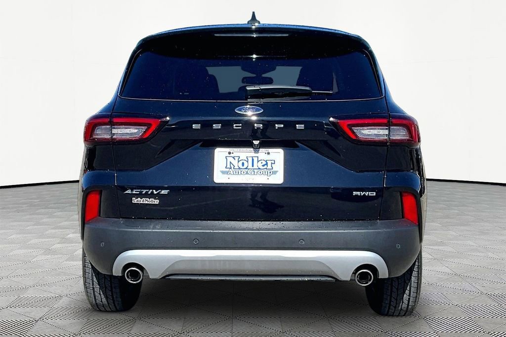 Certified 2023 Ford Escape Active w/ Tech Pack #2 image 3