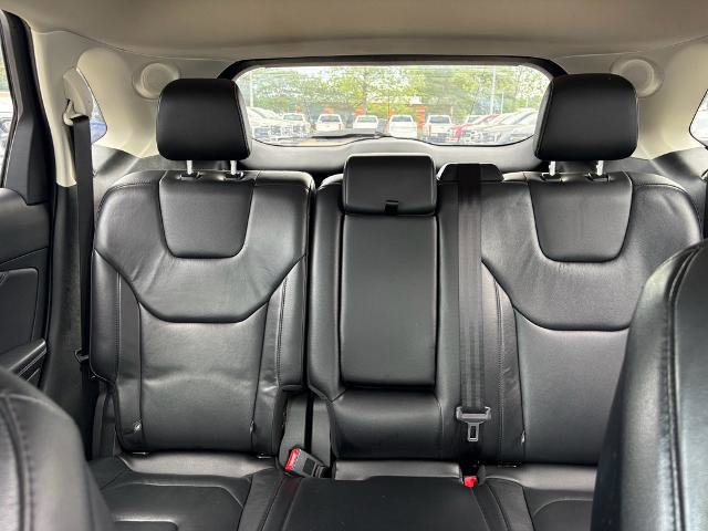 Certified 2019 Ford Edge Titanium AWD/4WD image 16
