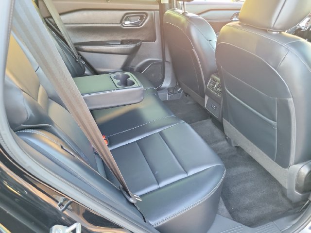 Used 2023 Nissan Rogue SV w/ SV Premium B Package FWD image 20