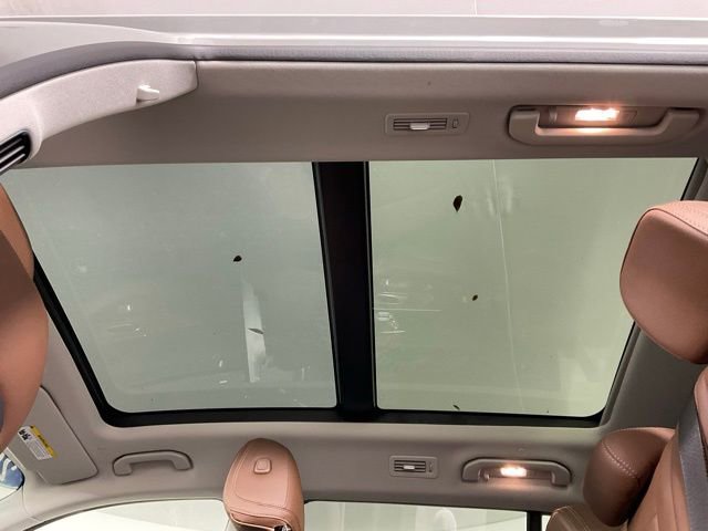 Used 2025 Mercedes-Benz GLS 450 4MATIC image 18