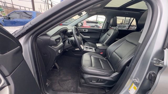 Certified 2021 Ford Explorer XLT w/ Equipment Group 202A image 20