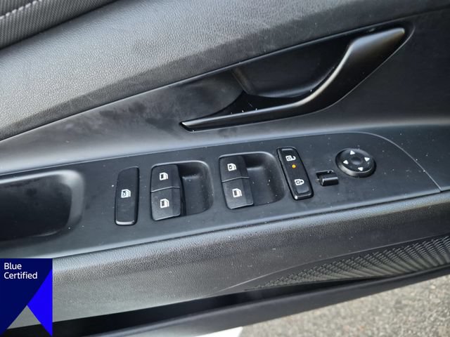 Used 2025 Hyundai Elantra Sport FWD image 13