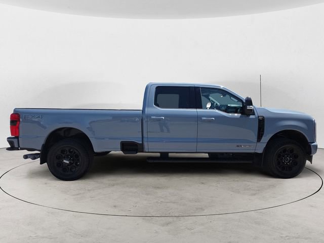 Certified 2025 Ford F350 Lariat w/ Black Appearance Package AWD/4WD image 6