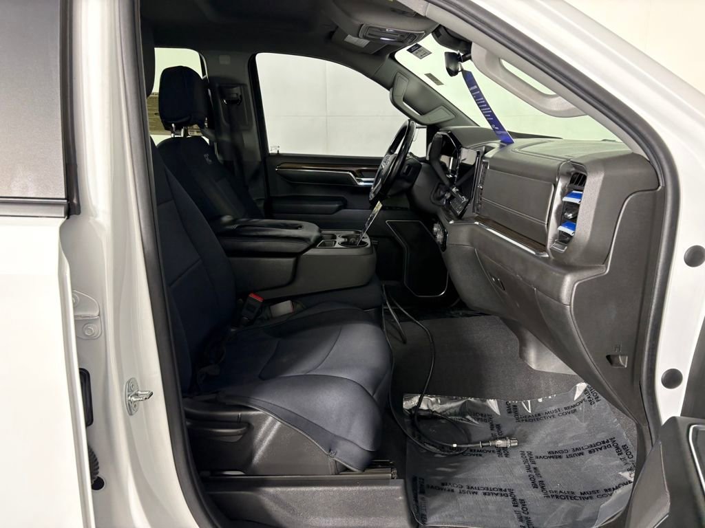 Used 2023 Chevrolet Silverado 1500 RST w/ Redline Edition image 36