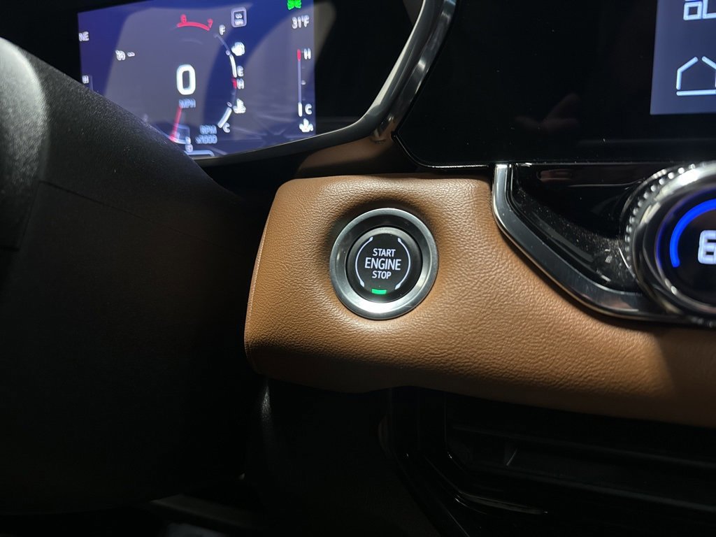 Used 2023 GMC Canyon AT4 w/ AT4 Premium Package image 28