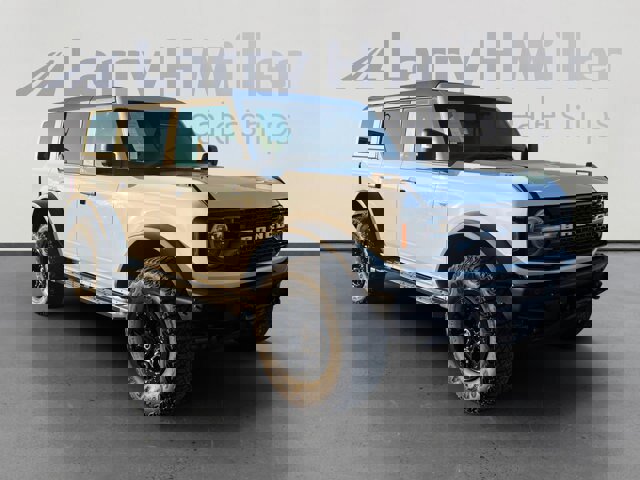 Certified 2023 Ford Bronco Wildtrak image 5