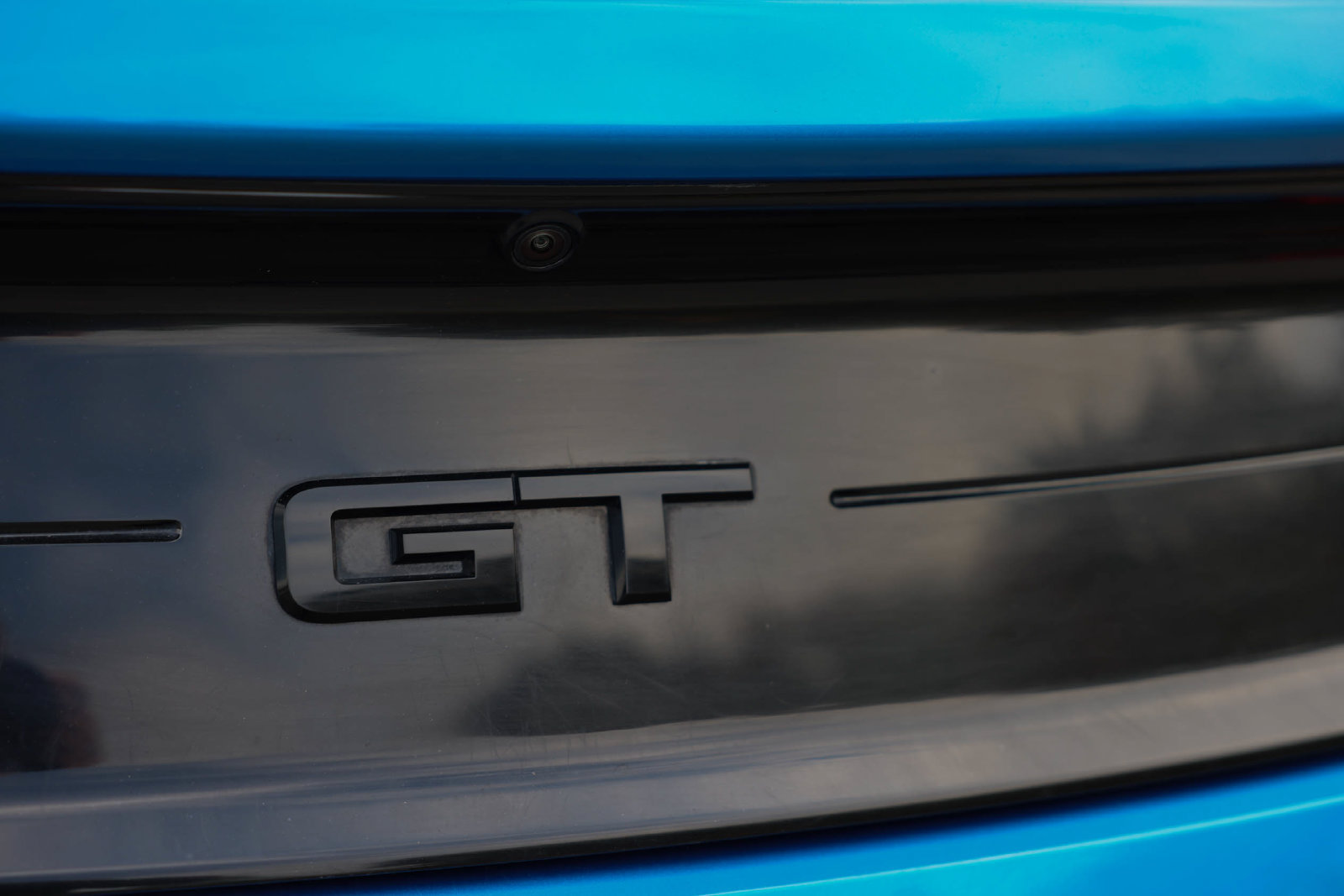 Certified 2019 Ford Mustang GT w/ Black Accent Package RWD image 32