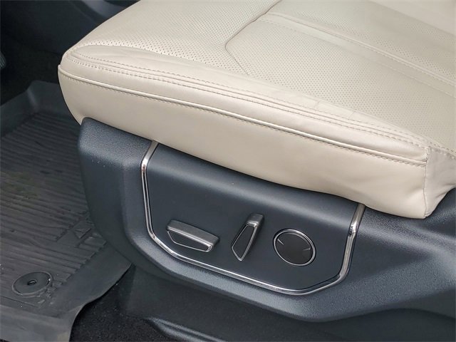 Certified 2022 Ford Expedition Platinum image 16