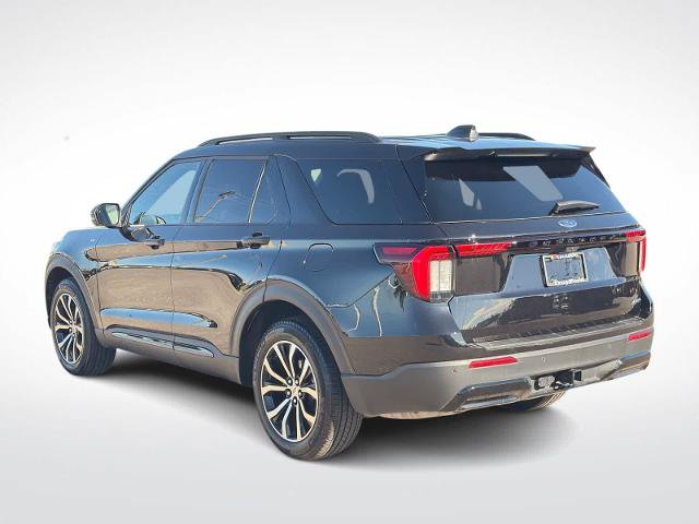 Certified 2025 Ford Explorer ST-Line AWD/4WD image 6
