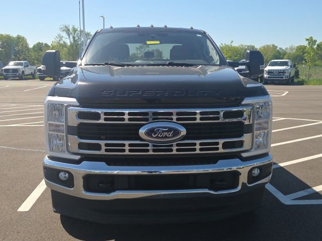 Certified 2026 Ford F350 XLT AWD/4WD image 3