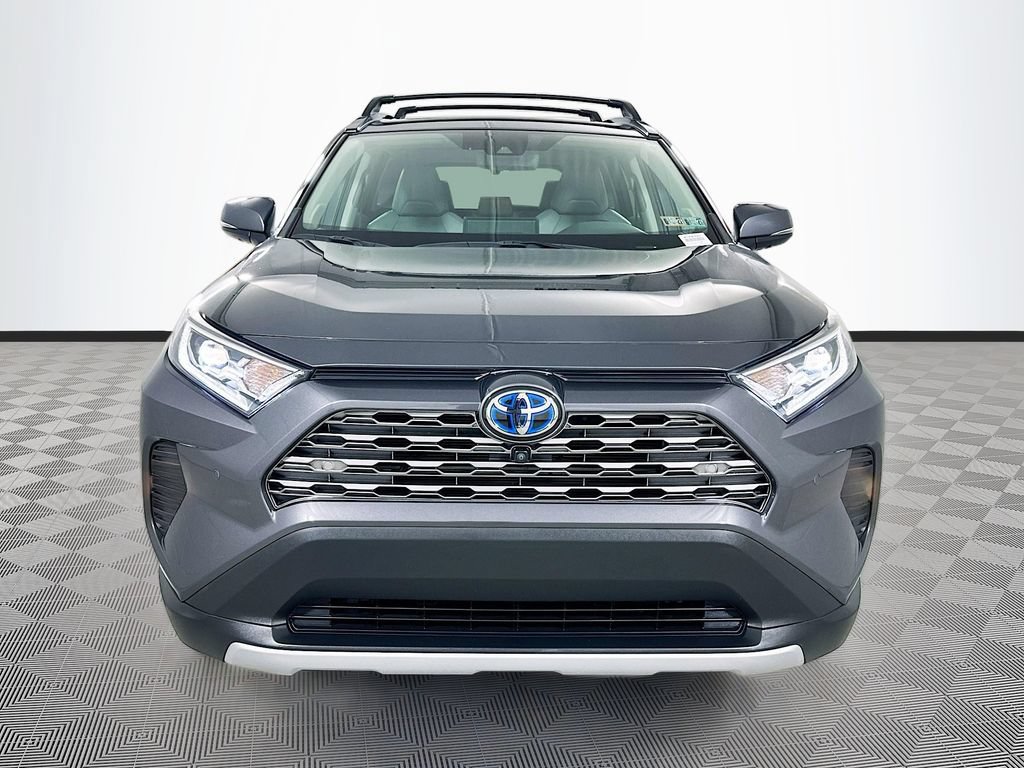 Used 2020 Toyota RAV4 Limited AWD/4WD image 3