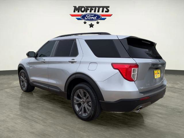 Certified 2023 Ford Explorer XLT w/ Equipment Group 202A image 3