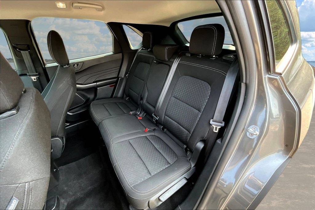 Certified 2025 Ford Escape Active FWD image 24