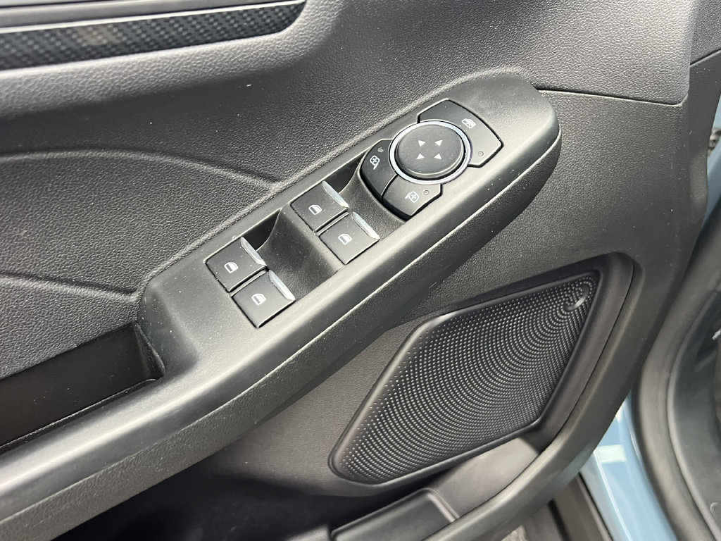 Certified 2023 Ford Escape ST-Line AWD/4WD image 15