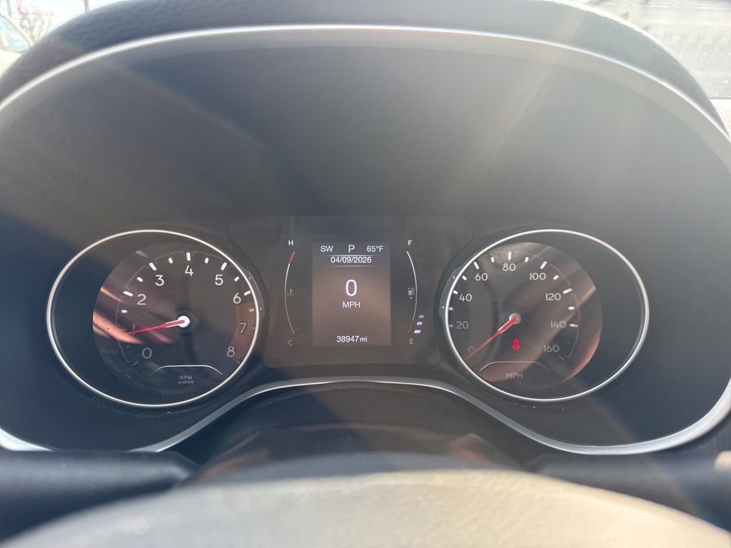 Used 2019 Jeep Compass Latitude w/ Cold Weather Group image 19