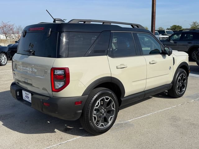 Certified 2025 Ford Bronco Sport Outer Banks w/ Outer Banks Tech Package+ AWD/4WD image 5