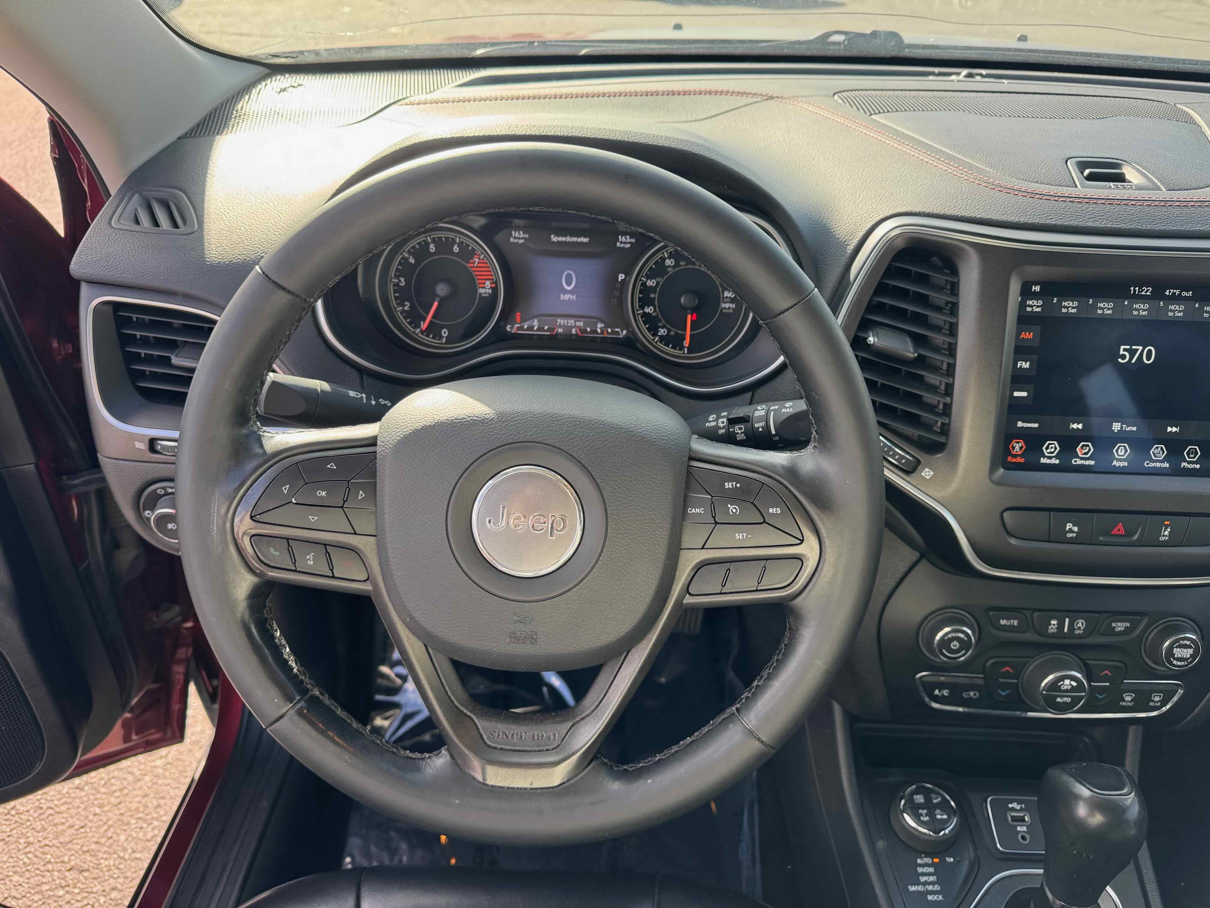 Used 2021 Jeep Cherokee Trailhawk w/ Comfort/Convenience Group image 15