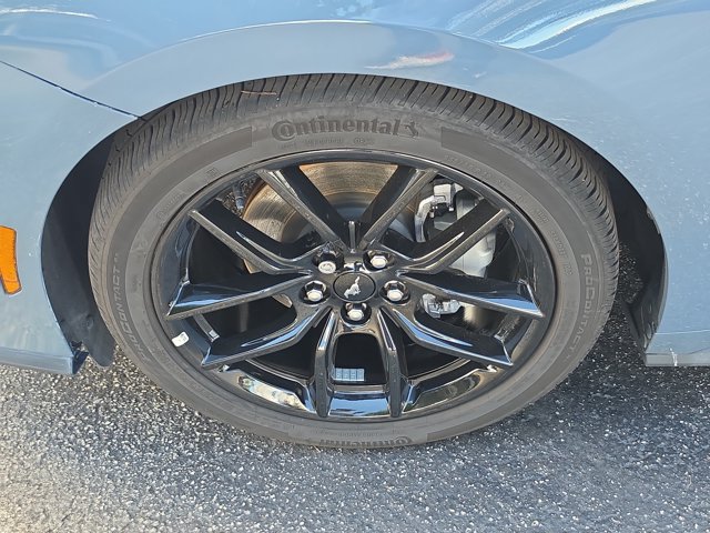 Certified 2025 Ford Mustang Coupe RWD image 9
