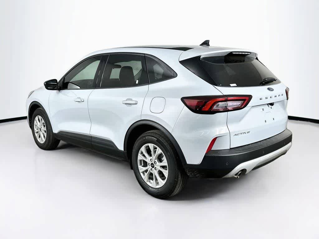 Certified 2025 Ford Escape Active w/ Tech Pack #1 FWD image 4