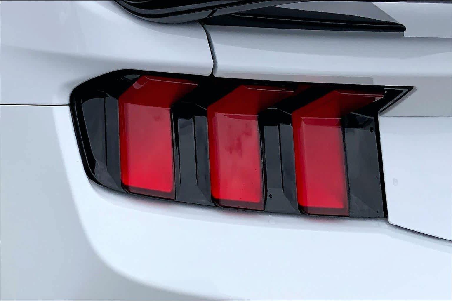 Certified 2025 Ford Mustang Dark Horse RWD image 27