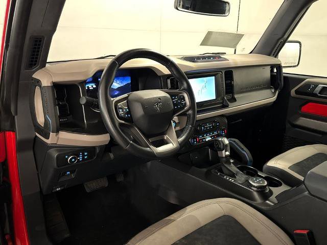 Certified 2022 Ford Bronco Wildtrak AWD/4WD image 9