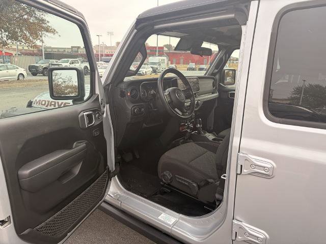 Used 2024 Jeep Gladiator Mojave w/ Steel Bumper Group image 10