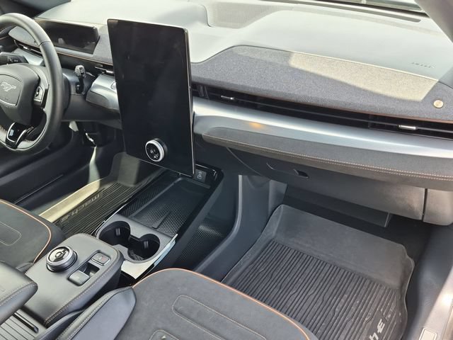 Certified 2022 Ford Mustang Mach-E GT AWD/4WD image 21