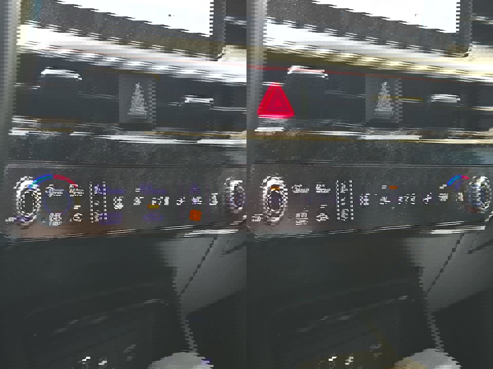 Used 2025 Kia K5 GT-Line w/ GT-Line Premium Package image 18