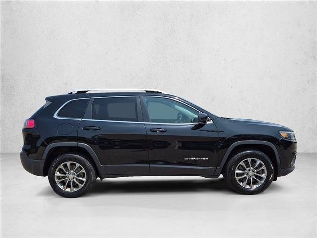 Used 2020 Jeep Cherokee Latitude Plus w/ Cold Weather Group AWD/4WD image 4