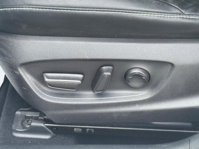 Used 2022 Toyota Prius Prime XLE image 14