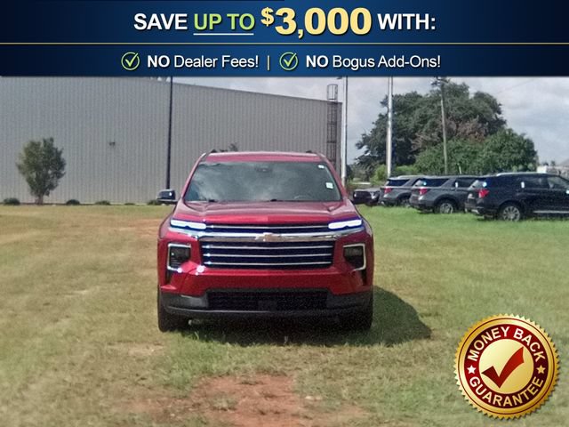 Used 2025 Chevrolet Traverse LT w/ LPO, Floor Liner Package FWD image 11
