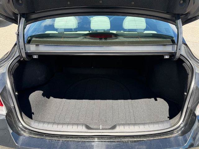 Used 2023 Hyundai Elantra Limited w/ Cargo Package FWD image 14