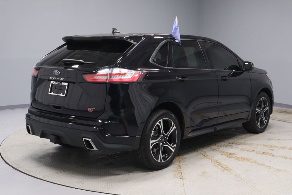 Certified 2023 Ford Edge ST image 11