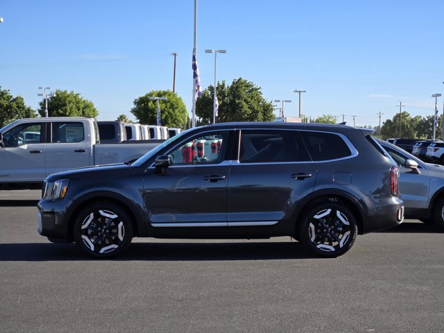 Used 2024 Kia Telluride EX AWD/4WD image 7