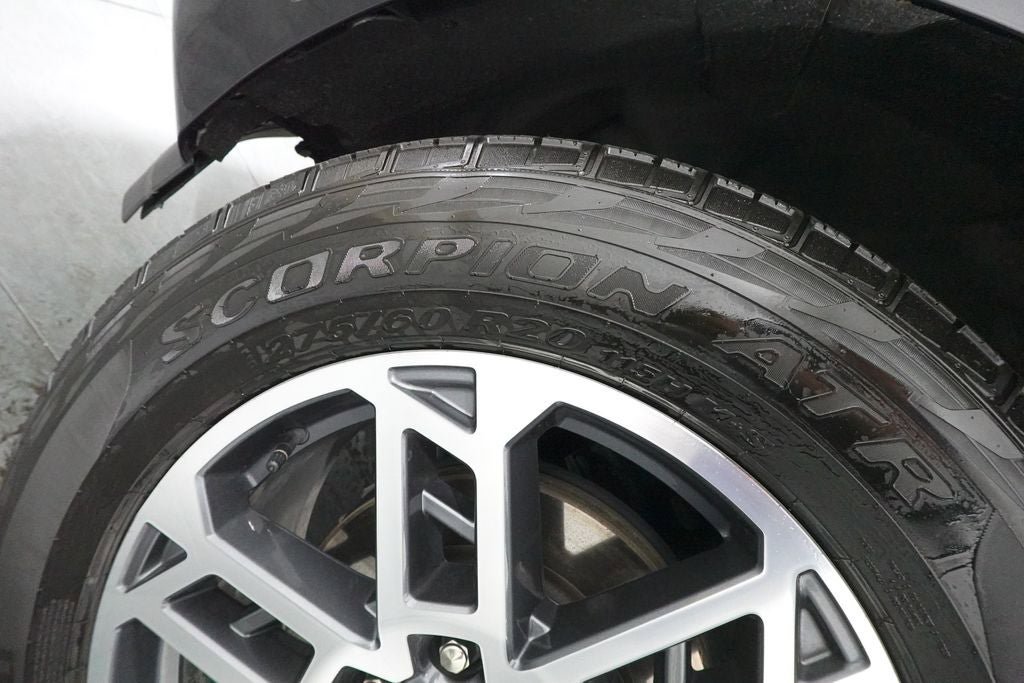 Certified 2025 Ford Expedition Active AWD/4WD image 39
