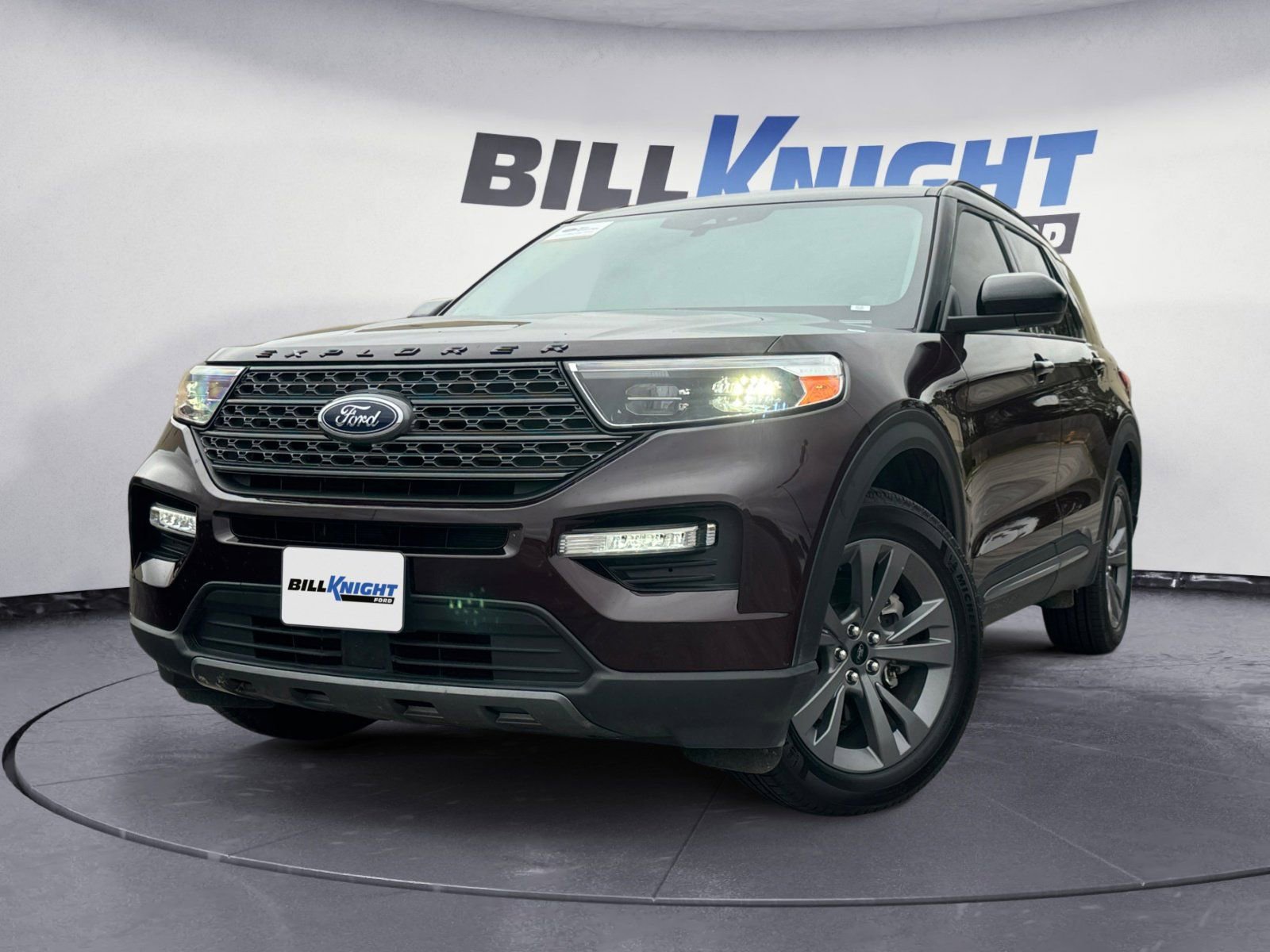 Certified 2023 Ford Explorer XLT w/ Equipment Group 202A image 1