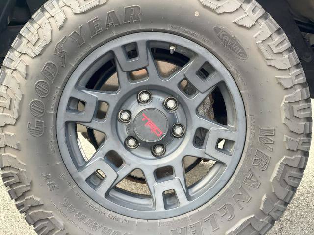 Used 2017 Toyota Tacoma TRD Pro AWD/4WD image 14