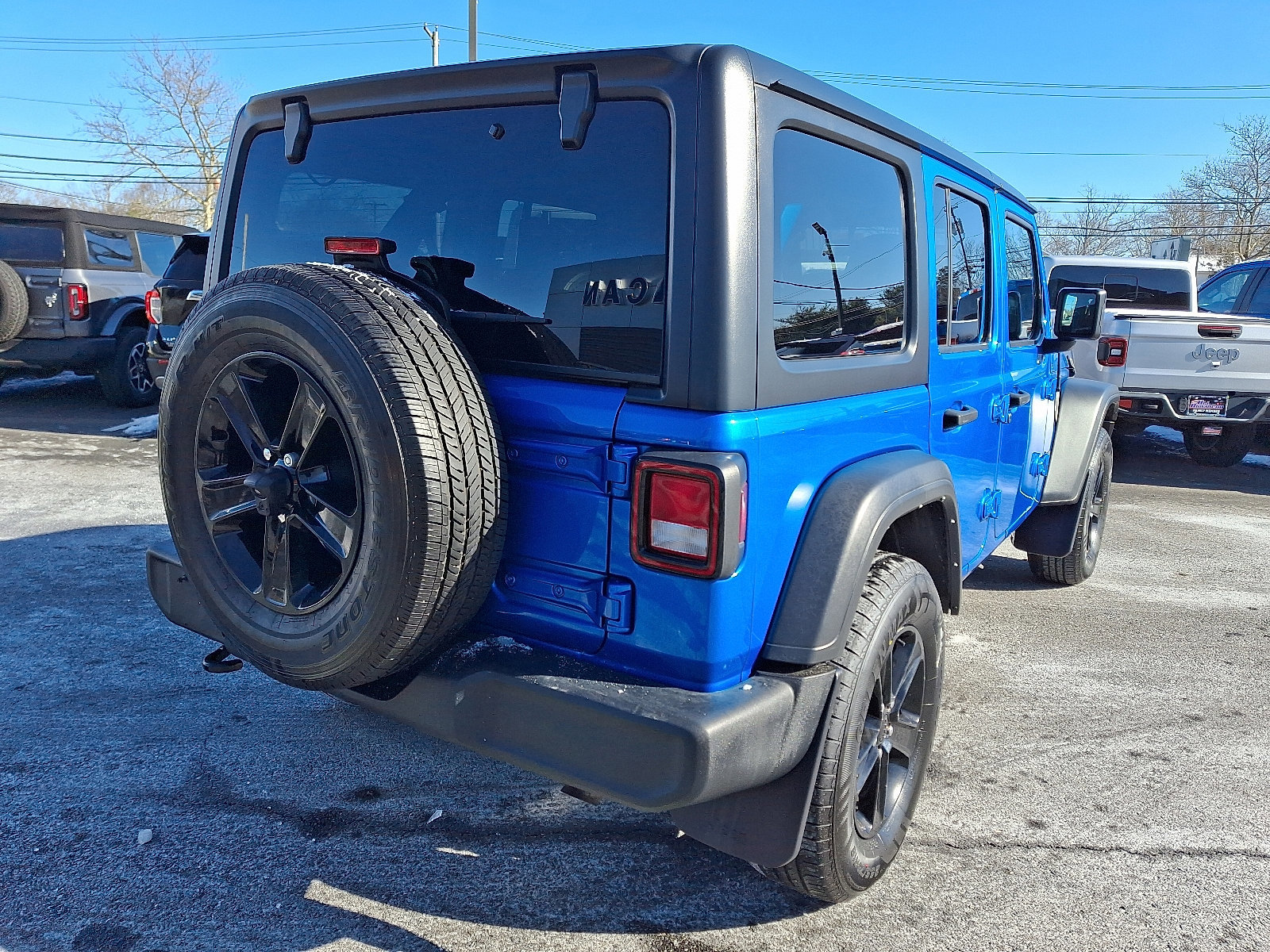 Used 2021 Jeep Wrangler Unlimited Sport image 4