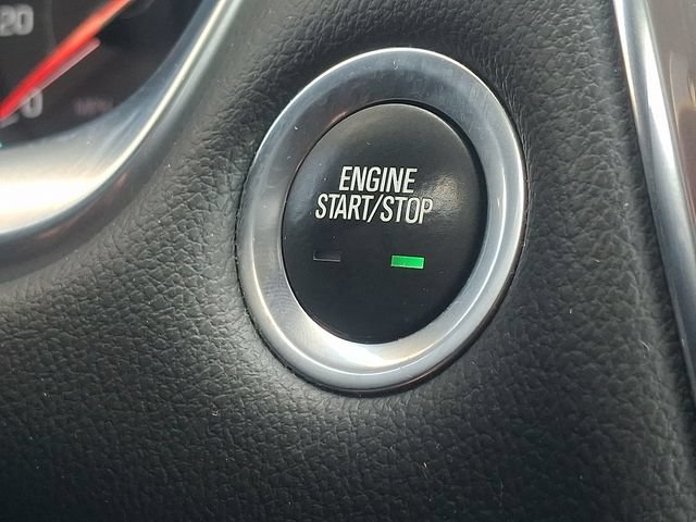 Used 2019 Chevrolet Traverse LT FWD image 25