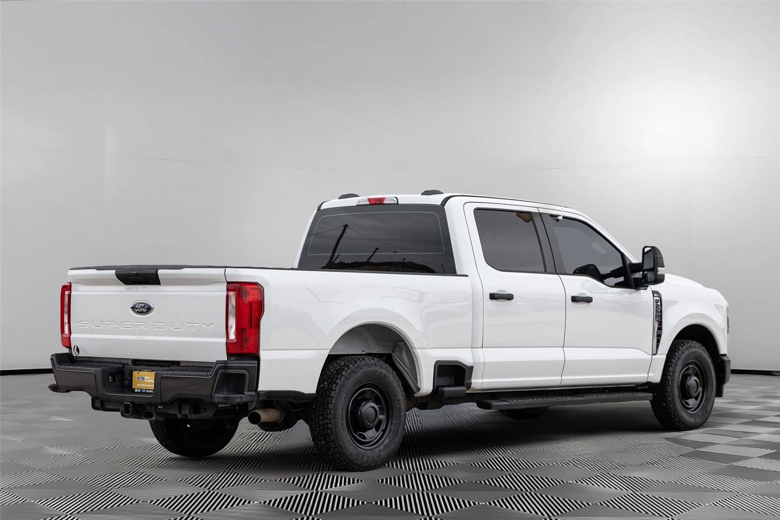 Certified 2024 Ford F250 XL RWD image 5