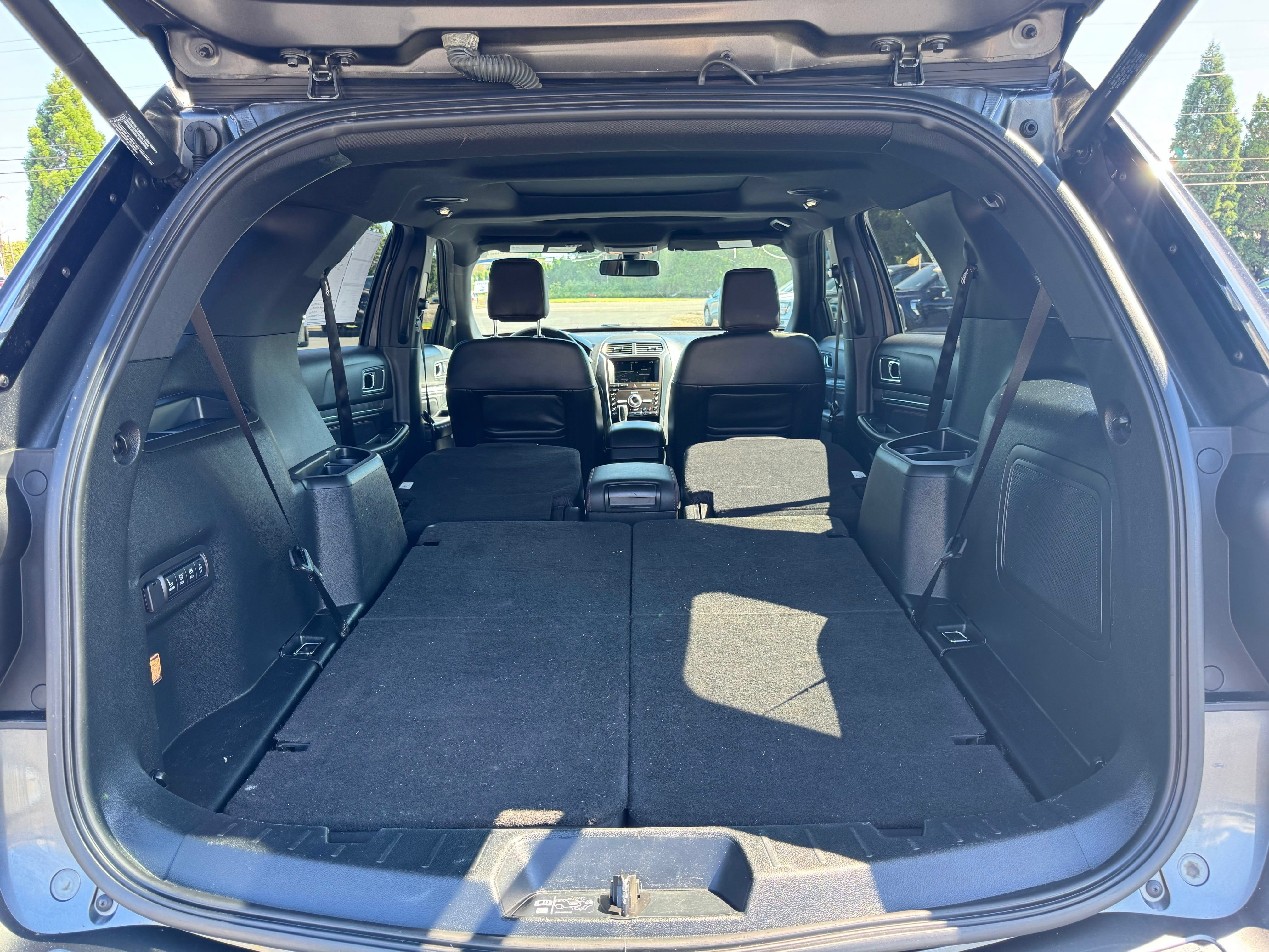 Certified 2019 Ford Explorer Sport w/ Equipment Group 401A AWD/4WD image 38