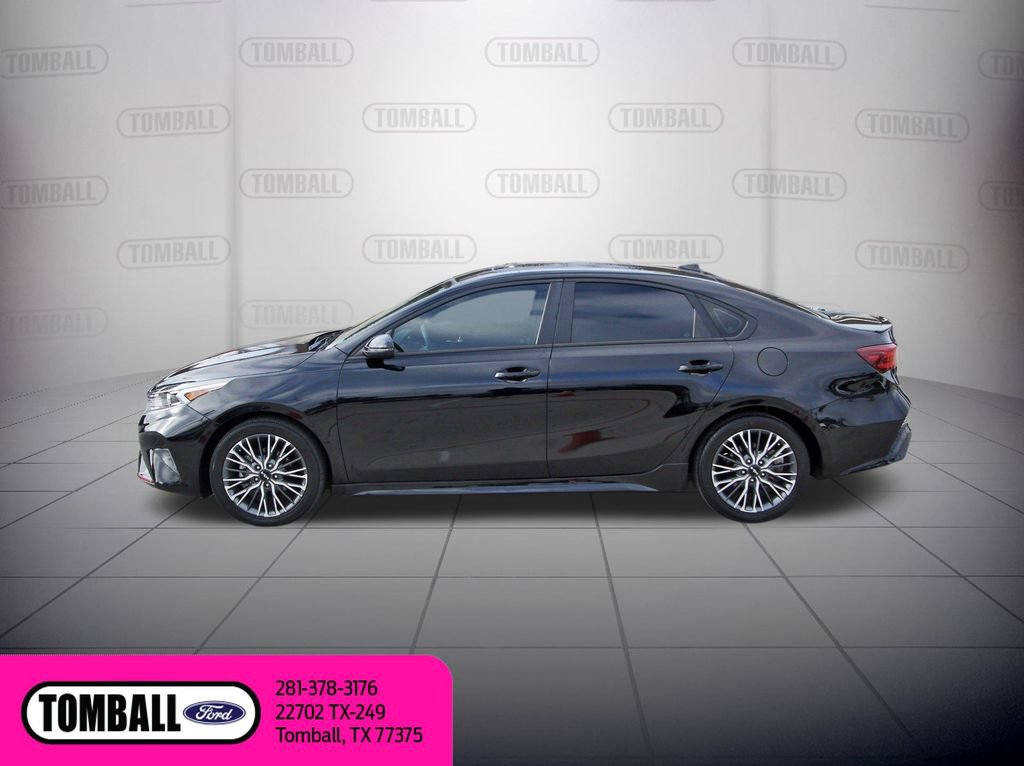 Used 2024 Kia Forte GT-Line w/ GT-Line Premium Package FWD image 5