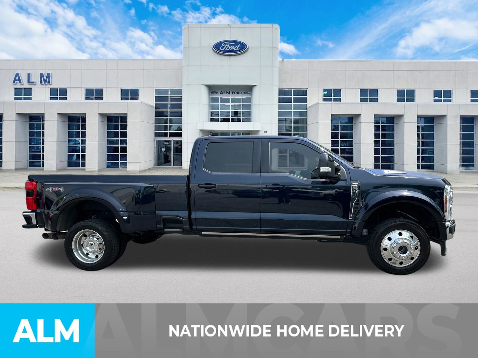Certified 2024 Ford F450 Lariat w/ Lariat Ultimate Package AWD/4WD image 4
