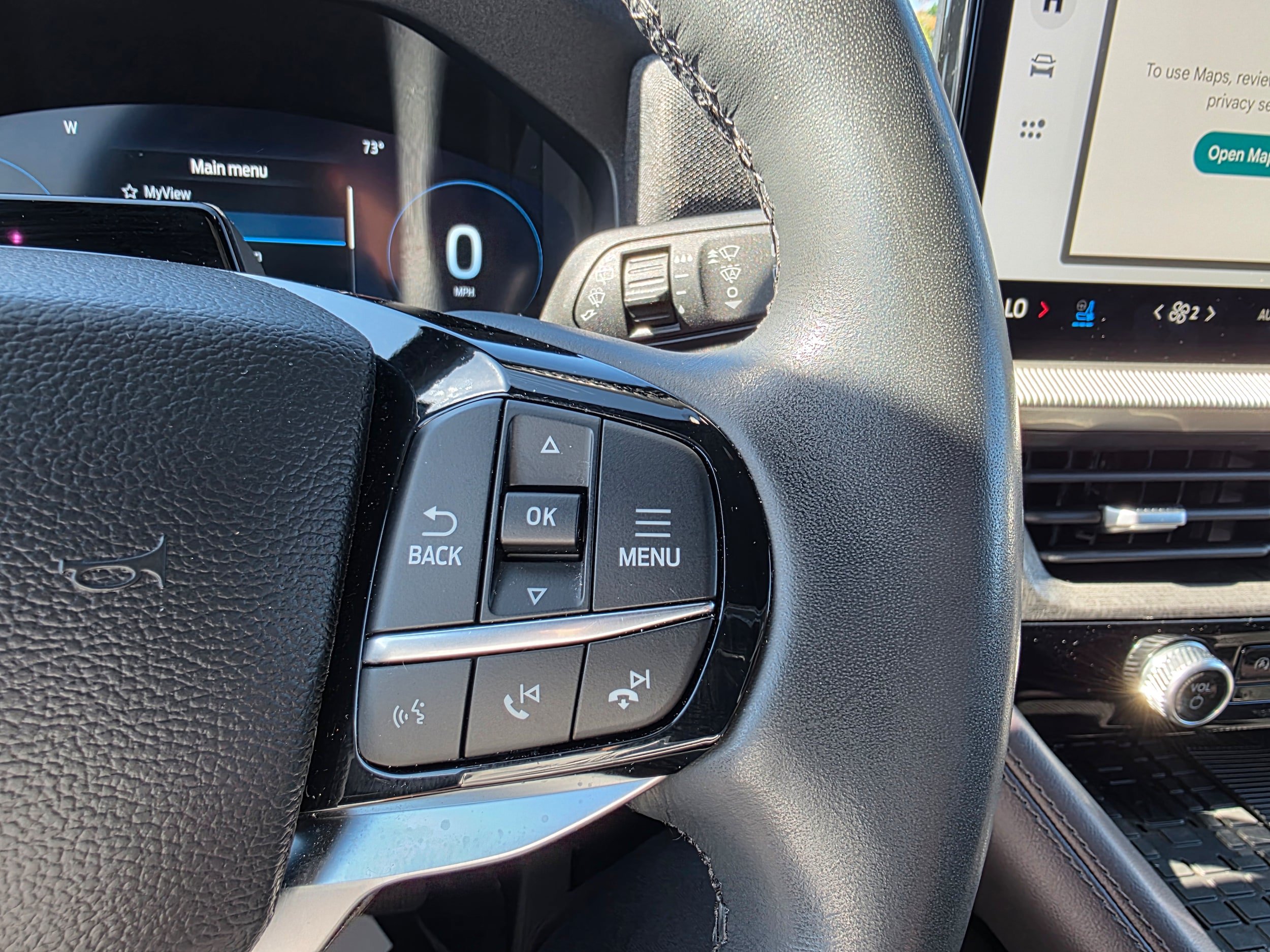 Certified 2025 Ford Explorer Platinum AWD/4WD image 16