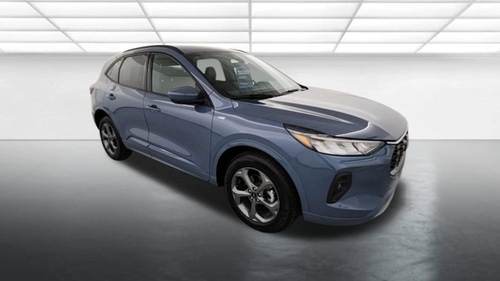 Certified 2023 Ford Escape ST-Line Select w/ Tech Pack #1 image 10