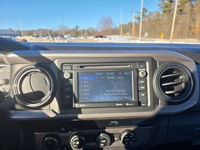 Used 2018 Toyota Tacoma SR5 AWD/4WD image 54