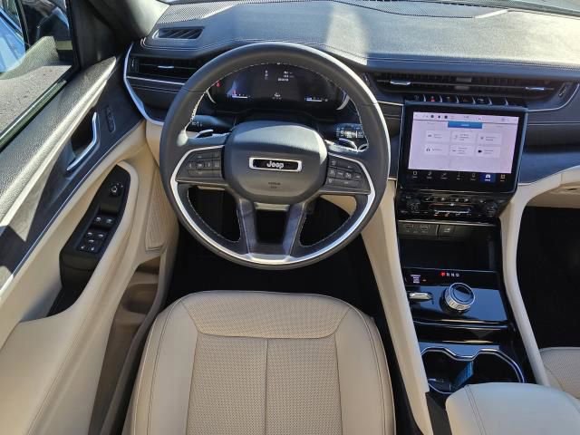 Used 2023 Jeep Grand Cherokee L Limited w/ Luxury Tech Group II image 20